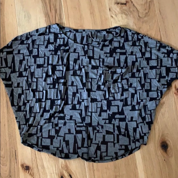 ❤️ super soft flowy crop top - Picture 2 of 4